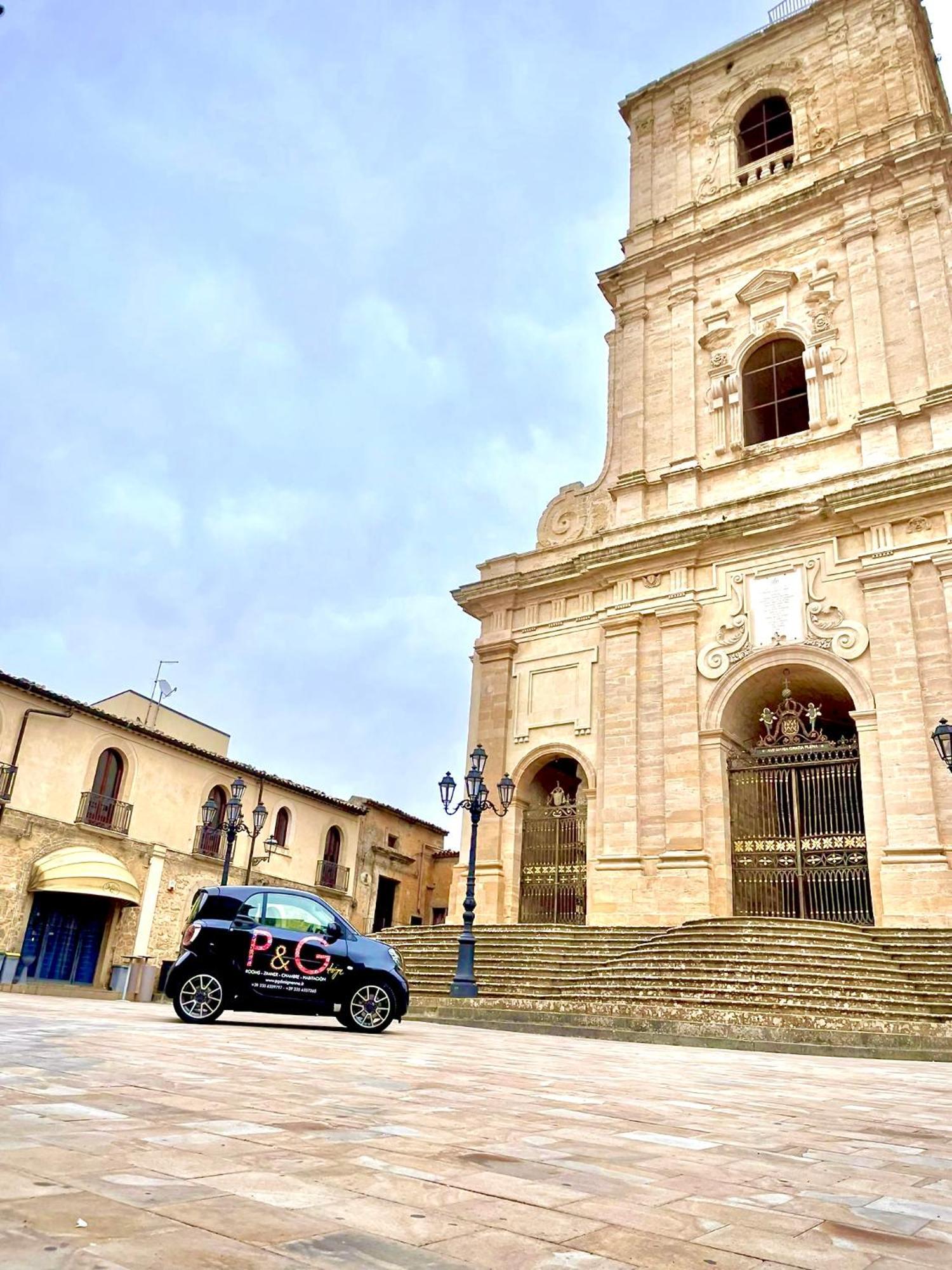 Dimora Del Duomo Hotel Enna Bagian luar foto