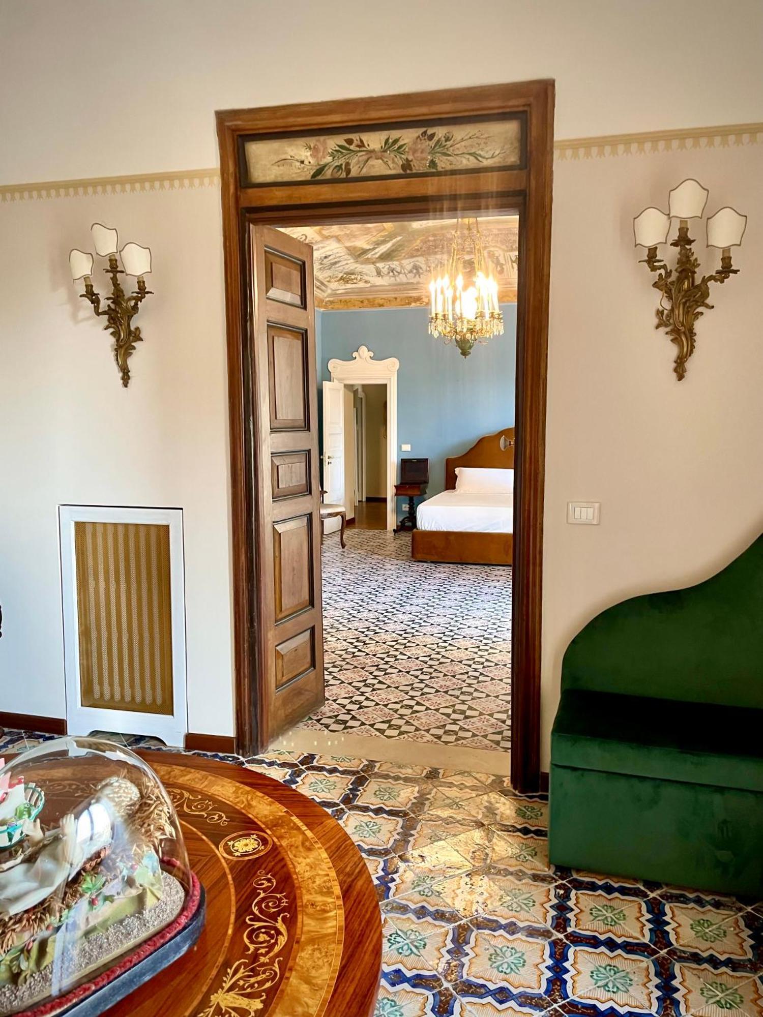Dimora Del Duomo Hotel Enna Bagian luar foto