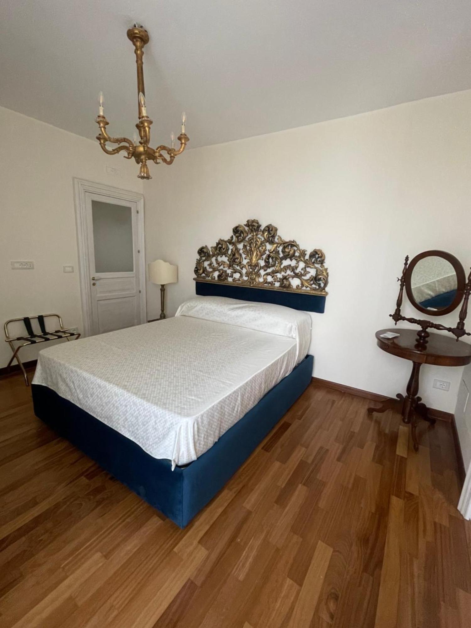 Dimora Del Duomo Hotel Enna Bagian luar foto